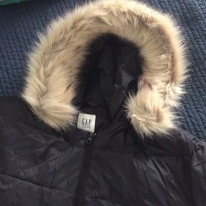 NWOT GAP maternity down coat.
